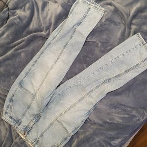 High Waisted Capri Jeans